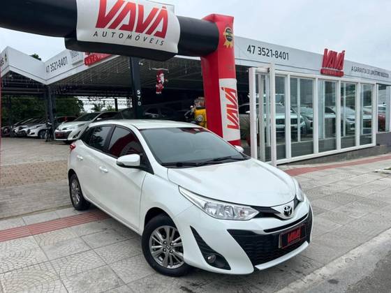 TOYOTA YARIS 1.3 16V FLEX XL PLUS TECH MULTIDRIVE